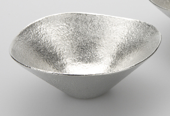 Tin Tableware